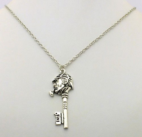 Kette mit Sherlock-Holmes-Schlüssel ca. 51cm silberfarben